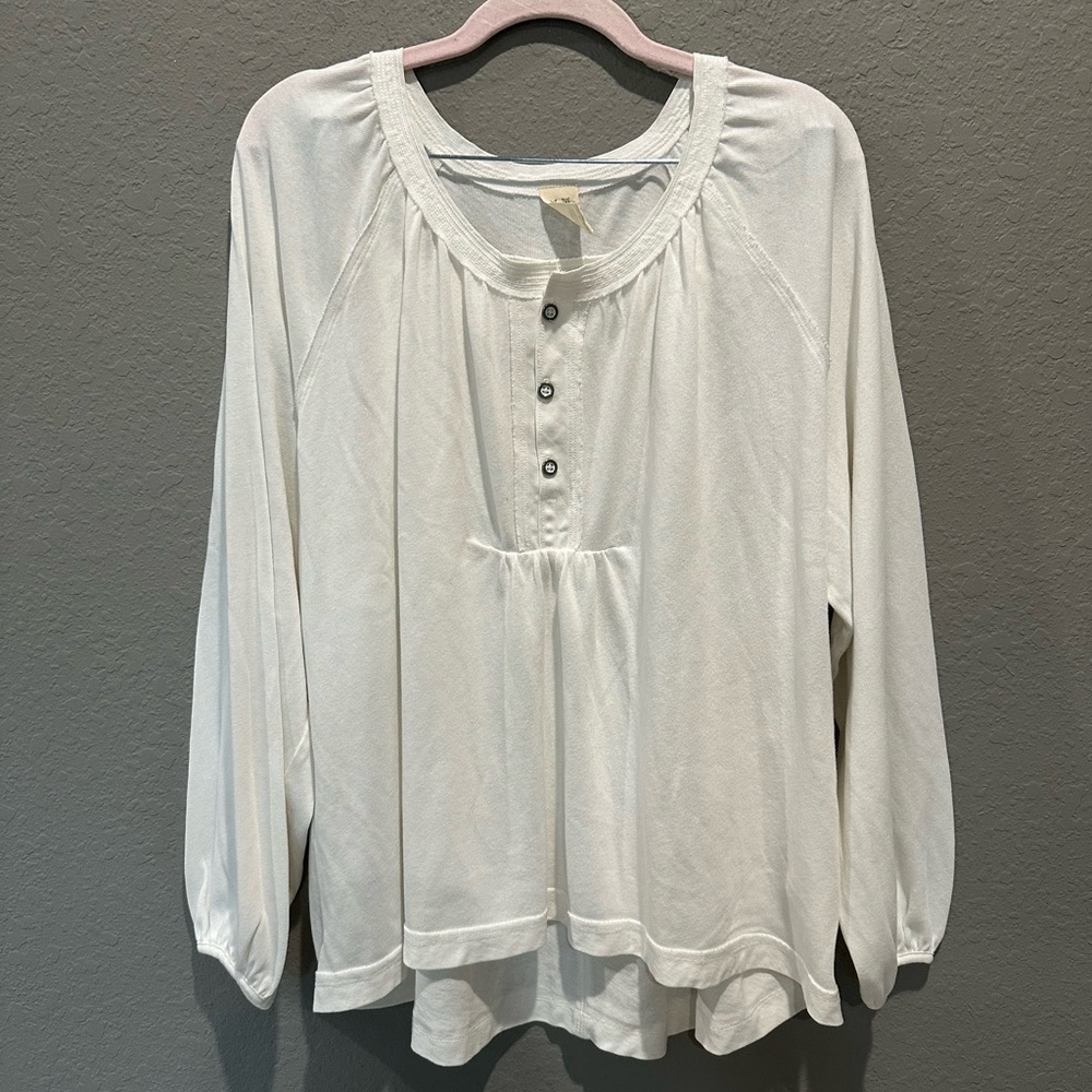 We The Free oversized long sleeve top Sz S - will fit up to an XL